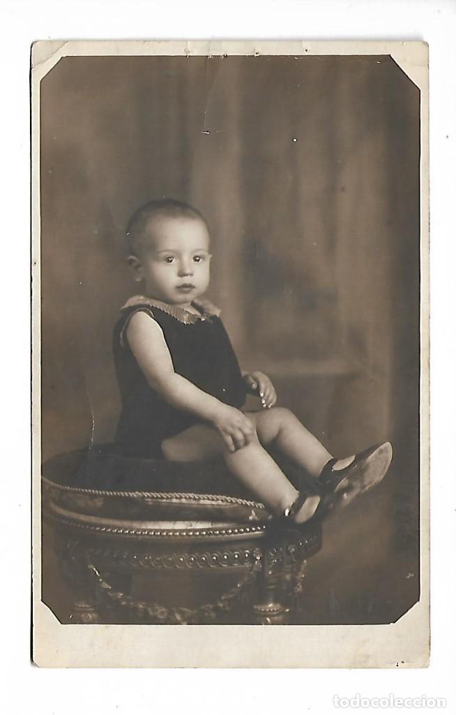 Antique Photography: ER-EXTRAORDINARIA FOTOGRAFIA ANTIGUA - NI&Ntilde;O SENTADO- FOTO- - - - -