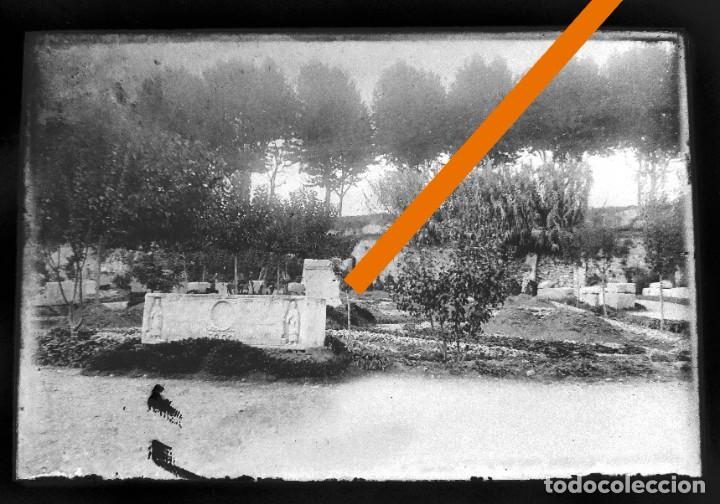 Fotografia antica: antiguo negativo o clich&eacute; de fotograf&iacute;a. Zona Catalu&ntilde;a. Cristal. Antigua.