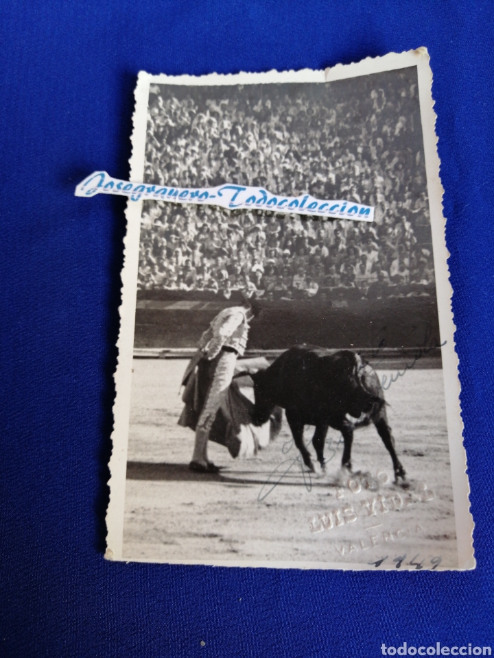 Antique Photography: TORERO JUANITO BIENVENIDA A&Ntilde;O 1949 FOTOGRAFIA FIRMADA TORERO DEDICADA con sello fot&oacute;grafo