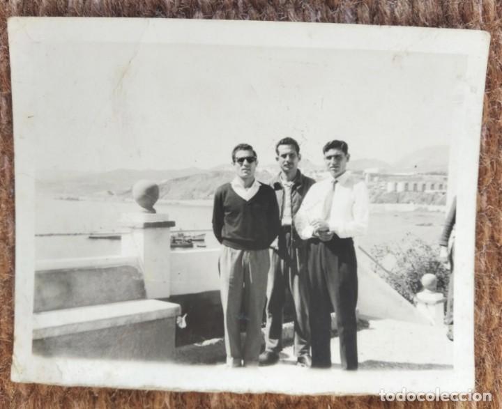 Fotograf&iacute;a antigua: SE&Ntilde;ORES POSANDO - Foto 1