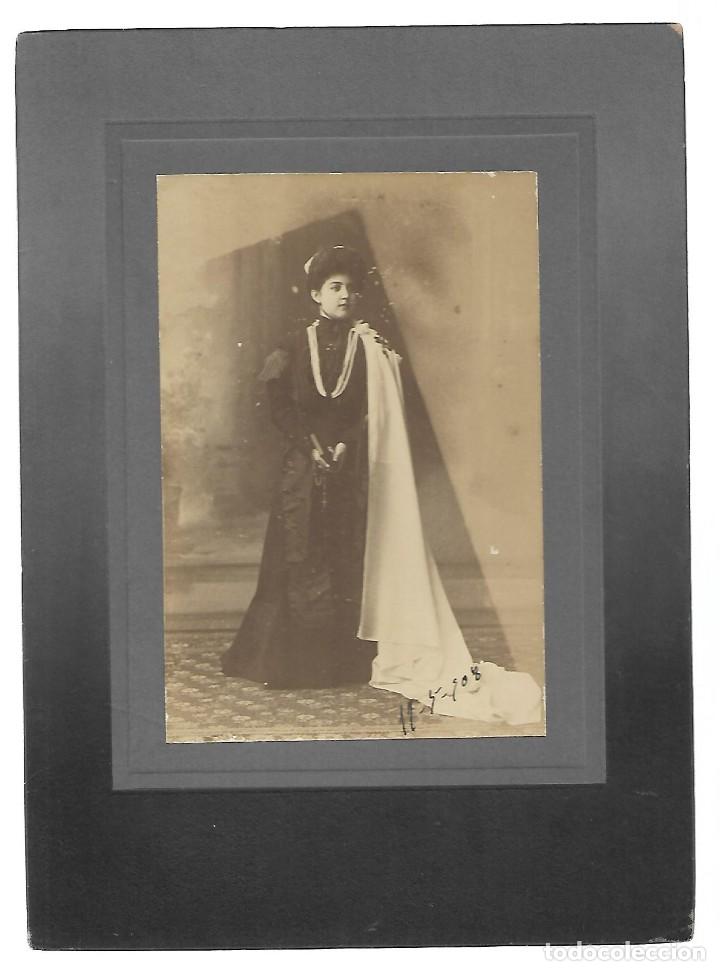 Fotografia antica: 650-FOTOGRAFIA ANTIGUA DE UNA DAMA CON UNA CAPA - FOTO - -DEL 11 - 7 - 1.908 -