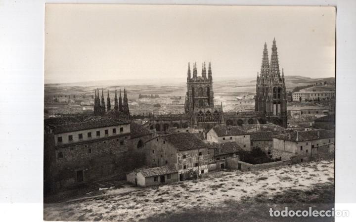Fotograf&iacute;a antigua: Catedral de Burgos. Vista