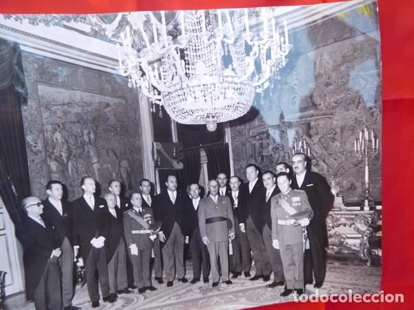 Antique Photography: Audiencia de Franco a los M&eacute;dicos de la guerra civil