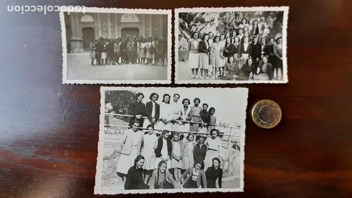Photographie ancienne: Un retrato grupo escolar de se&ntilde;oritas bajo la cruz cueva de Montserrat a&ntilde;os 50&acute;s 3 im&aacute;genes a elegir