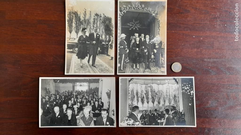 Fotografia antica: Un retrato boda pareja de novios posando con familiares y amigos, a&ntilde;os, 60&acute;s tres im&aacute;genes a elegir