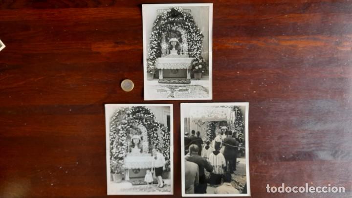 Fotograf&iacute;a antigua: Un retrato festividad corpus altar en casa de Carles Marti de Sant Boi de LLobregat a&ntilde;os 50&acute;s