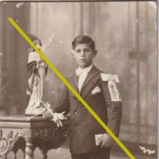 Fotografía antigua: NIÑO PRIMERA COMUNION FOTOGRAFO JUAN ORTEGA ALCIRA VALENCIA EN 1948 - C-21. Lote 330695858