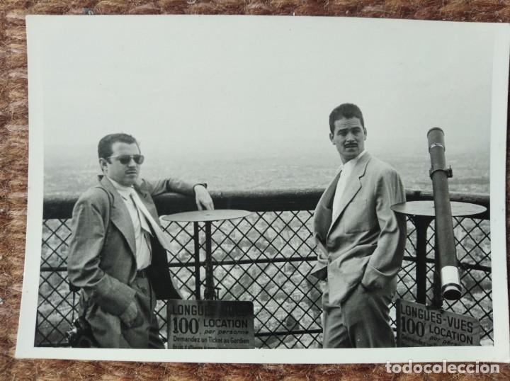 Fotografia antiga: SE&Ntilde;ORES POSANDO EN PARIS