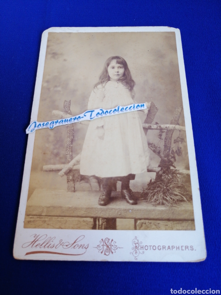 Antique Photography: NI&Ntilde;A MODELO POSANDO FOTOGRAFIA ANTIGUA CON SELLO FOT&Oacute;GRAFO HEAD STUDIOS