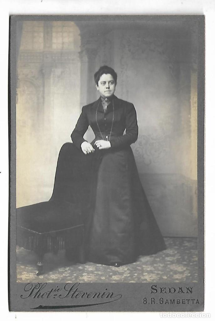 Antique Photography: E15- FOTOGRAF&Iacute;A ANTIGUA - UN DAMA - FOTO- STEVENIN - SEDAN -DE Pp. DEL SIGLO XX