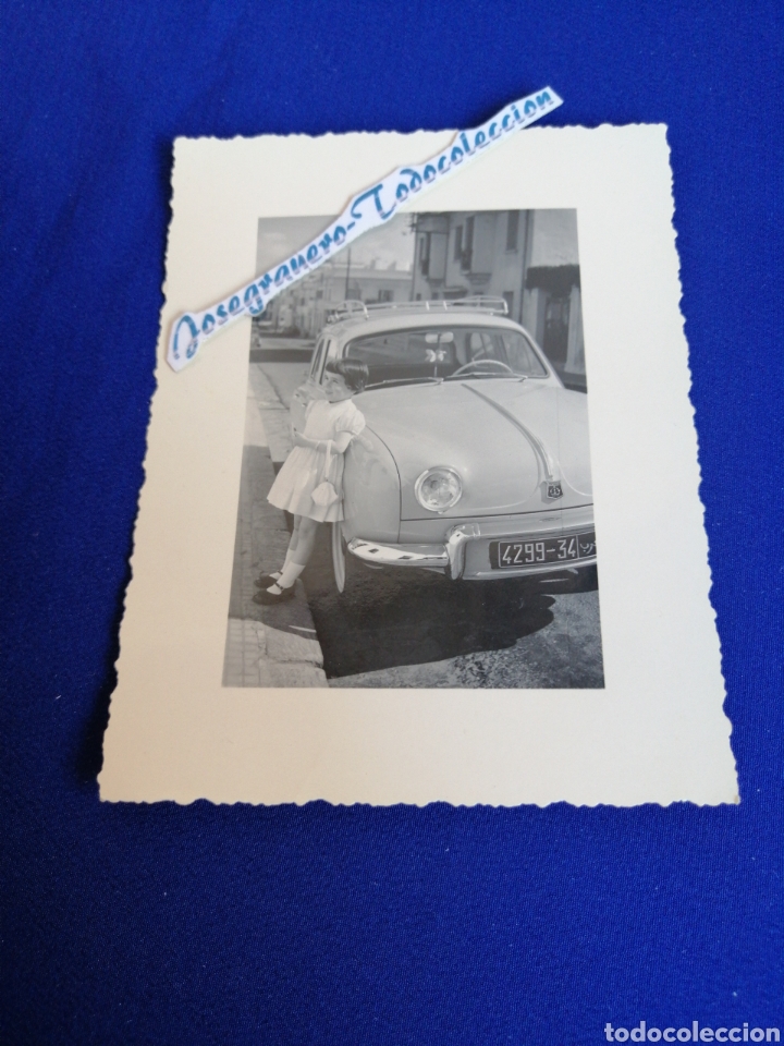 Fotografia antiga: COCHE CON NI&Ntilde;A MODELO FOTOGRAF&Iacute;A ANTIGUA