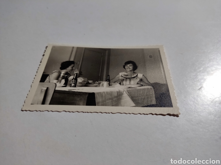 Alte Fotografie: Fotograf&iacute;a antigua casa Caracas chicas comiendo