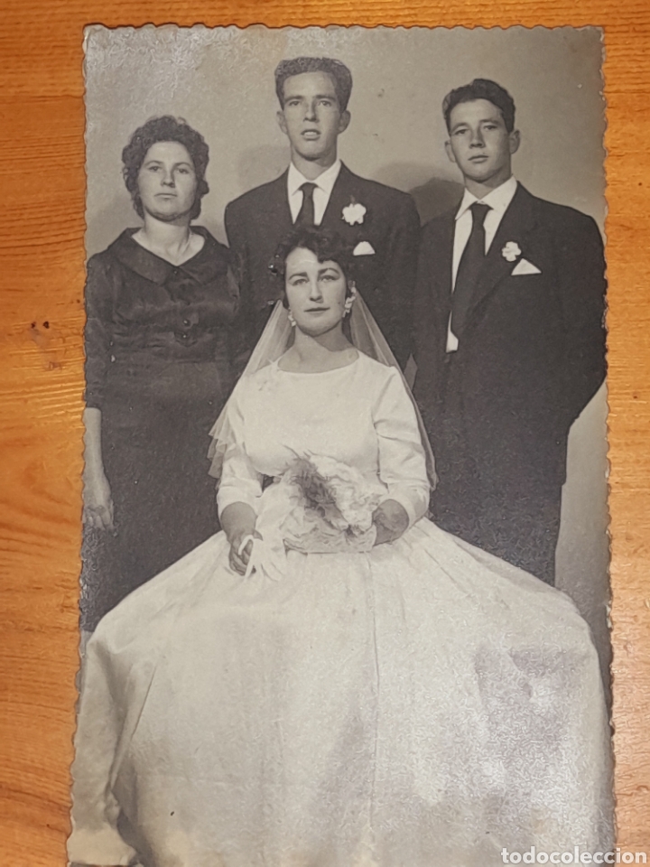 Fotograf&iacute;a antigua: FOTOGRAF&Iacute;A BODA GRUPO NOVIOS HOMBRES MUJERES PADRINOS MATRIMONIO