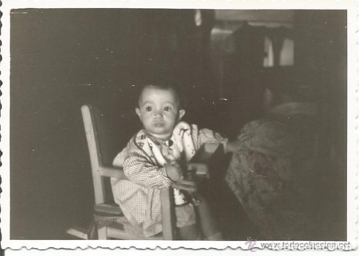 Photographie ancienne: :::: R08 - FOTOGRAFIA - BEBE EN SU SILLITA