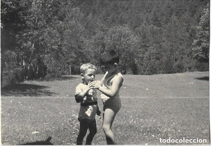 Photographie ancienne: *** GG32 - FOTOGRAFIA - DOS HERMANITOS 1958