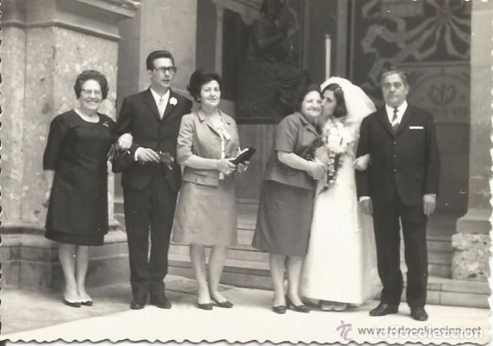 Photographie ancienne: *** M226 - FOTOGRAFIA - PAREJA DE NOVIOS CON SUS FAMILIARES