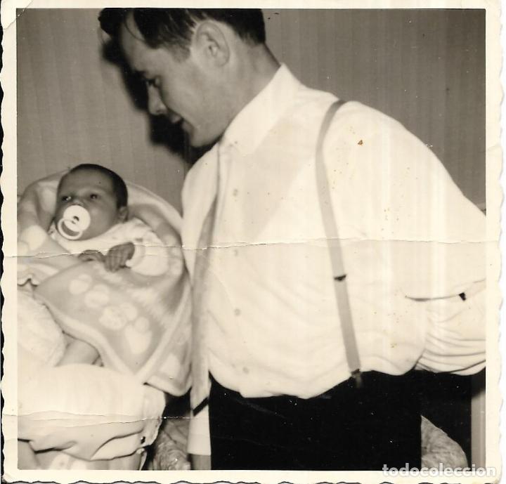 Fotograf&iacute;a antigua: :::: J04 - FOTOGRAFIA - SE&Ntilde;OR CON UN BEB&Eacute;