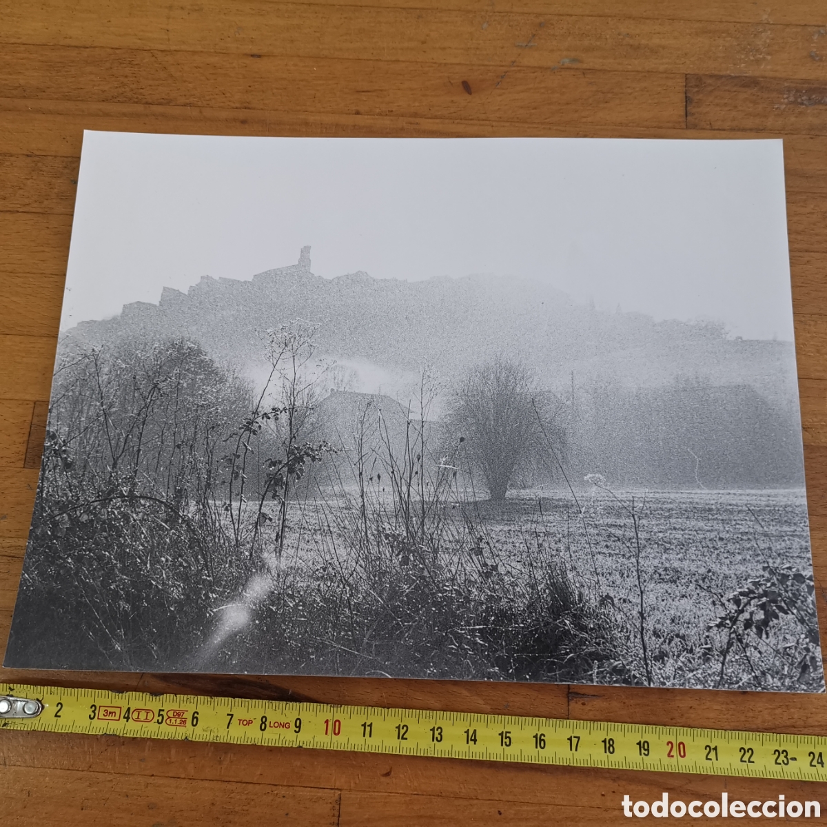 Fotograf&iacute;a antigua: Fotograf&iacute;a de diciembre 1984 de Cordes Sur Ciel Francia France , hecha con C&aacute;mara Olympus Om 1 50