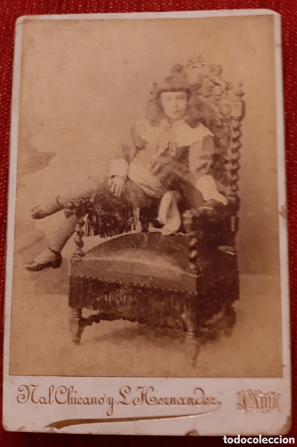 Fotografia antiga: Fotograf&iacute;a ni&ntilde;a en el sill&oacute;n. Cadiz a&ntilde;os 20. R1717