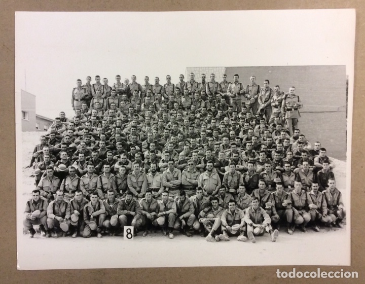 Fotograf&iacute;a antigua: ANTIGUA FOTOGRAF&Iacute;A EN B/N REGIMIENTO DEL SERVICIO MILITAR