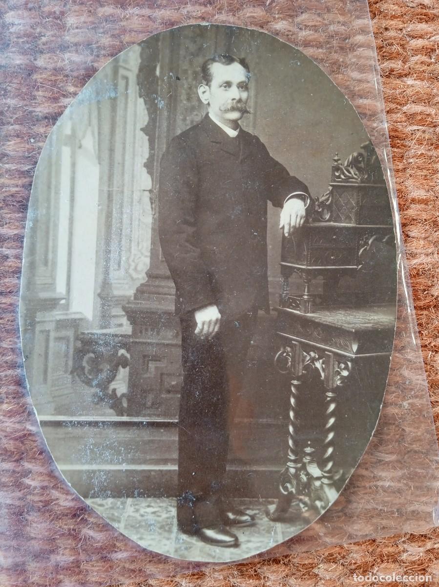 Fotograf&iacute;a antigua: SE&Ntilde;OR CON BIGOTE - Foto 1