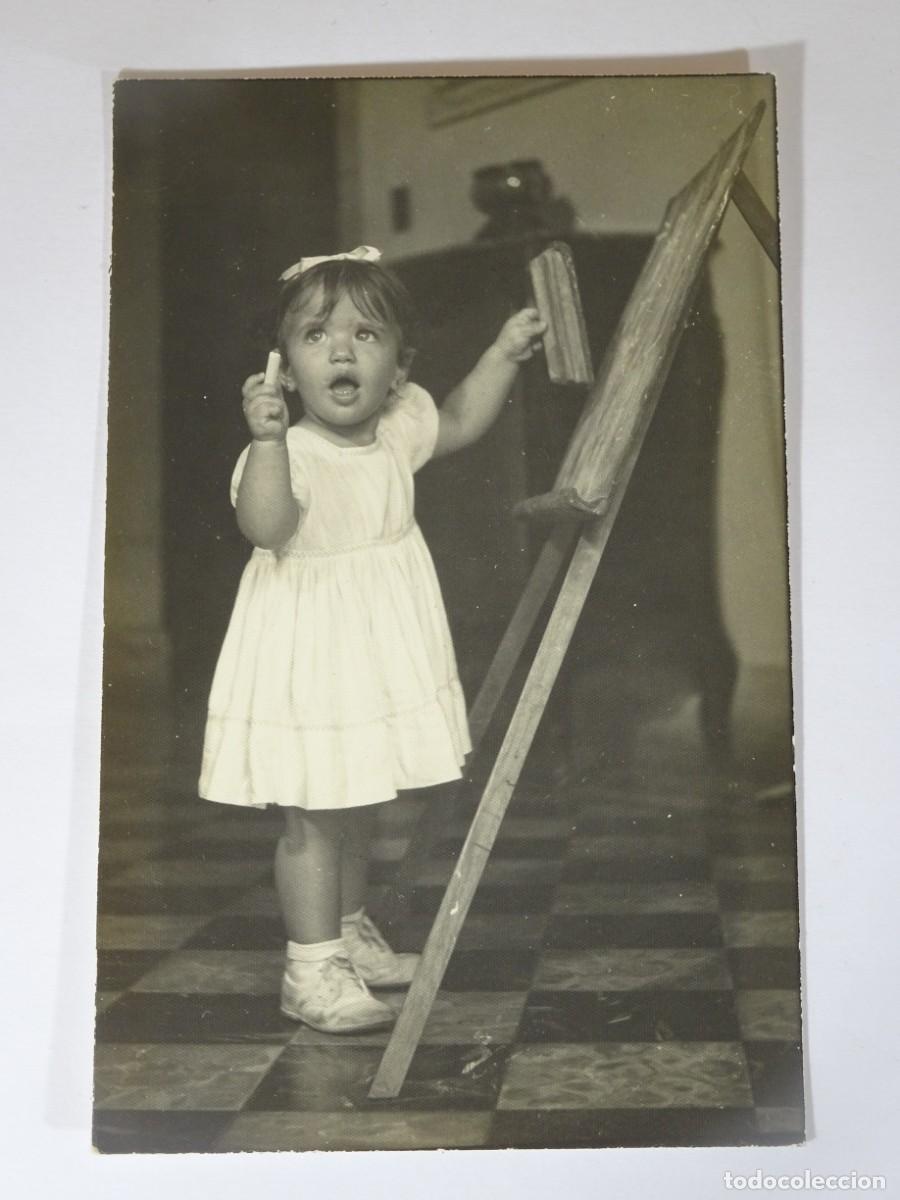 Fotograf&iacute;a antigua: ANTIGUA TARJETA POSTAL FOTOGR&Aacute;FICA , NI&Ntilde;A, PIZARRA, VER FOTOS