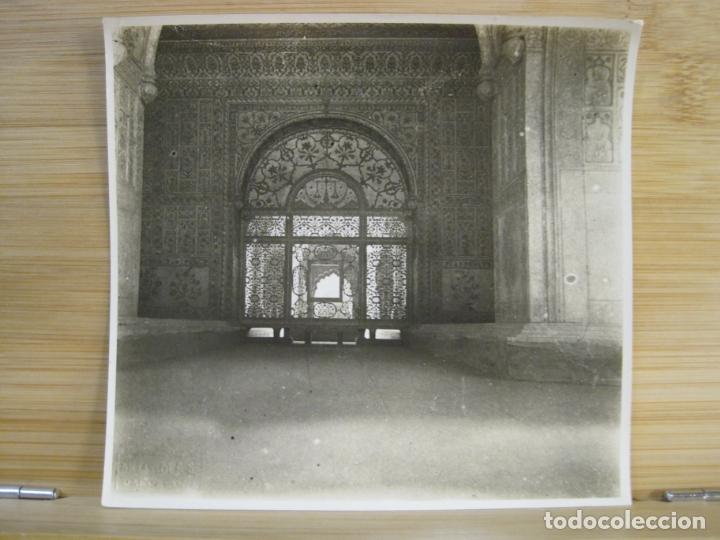 Fotograf&iacute;a antigua: LA INDIA-DELHI-INTERIOR TEMPLO-FOTOGRAFIA ANTIGUA-SELLO EN SECO ARXIU MAS-VER FOTOS-(K-9257)