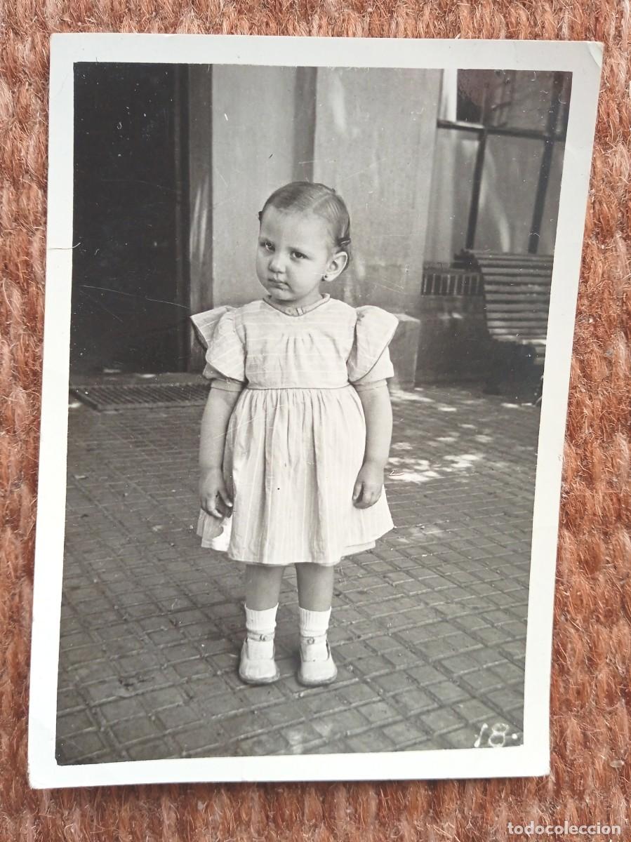Photographie ancienne: NI&Ntilde;A