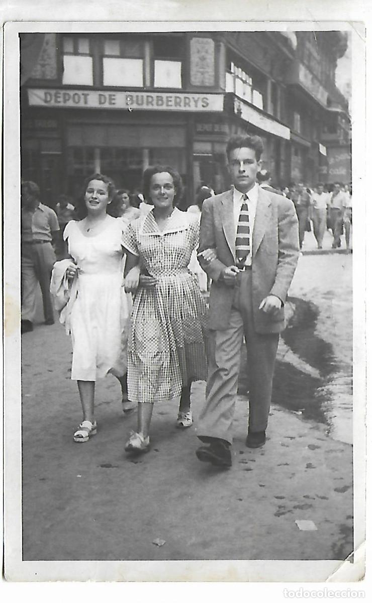 Alte Fotografie: E80-ANTIGUA FOTOGRAFIA- DE UN CABALLERO Y DOS DAMAS - FOTO - - - - -