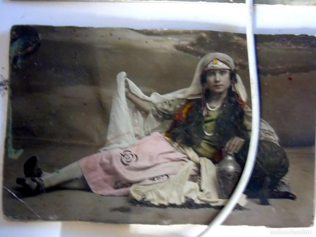 Fotograf&iacute;a antigua: FOTOGRAFIA JOVEN POSANDO J. LLOPIS COLOREADA SOPORTE CARTON GRUESO A&Ntilde;O 1925