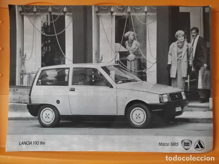 Fotograf&iacute;a antigua: LANCIA Y10 FIRE TURBO FOTO AGENCIA 1985 29,1 X 20,8 CMS ORIGINAL VINTAGE *