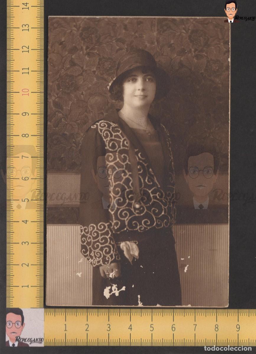 Antique Photography: GUAPA CHICA JOVEN CON SOMBRERO - FOTO POSTAL ANTIGUA ESTUDIO A&Ntilde;OS 20 - FIOL ARBOLEDAS BARCELO NA