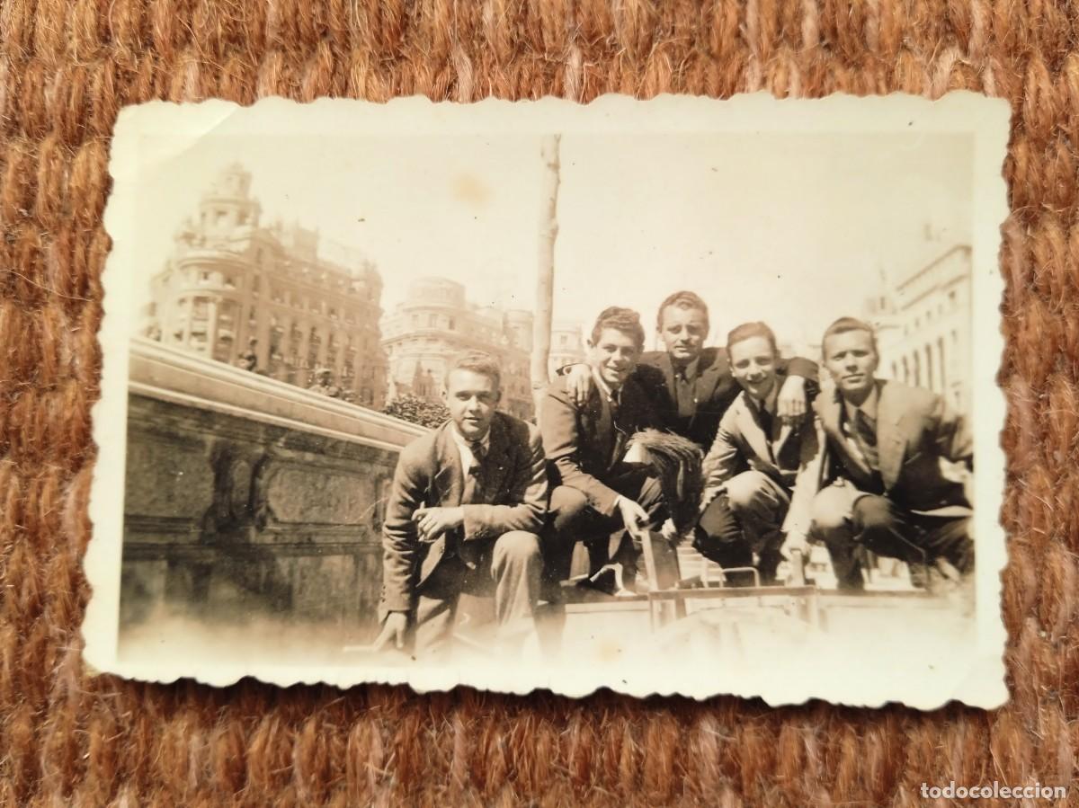 Fotografia antiga: SE&Ntilde;ORES EN VALENCIA