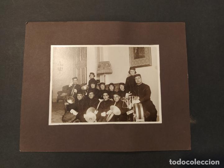 Fotograf&iacute;a antigua: BANDA MUSICAL UNIFORMADA-FOTOGRAFIA ANTIGUA-VER FOTOS-(K-10.903)