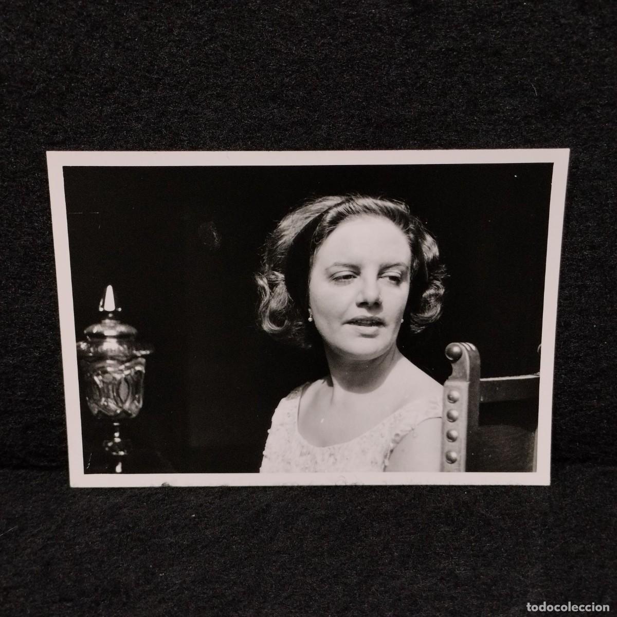 Fotografia antica: ANTIGUA FOTOGRAFIA - BONITA MUJER EN EL SALON - C. 1900 - 12 cm / 261