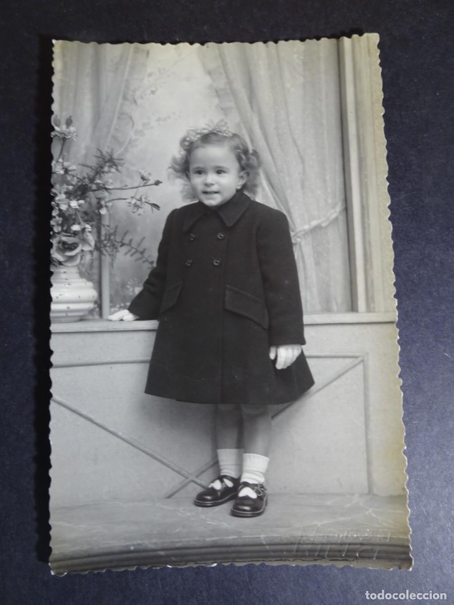 Fotograf&iacute;a antigua: ANTIGUA FOTOGRAF&Iacute;A DE ESTUDIO , NI&Ntilde;A POSANDO, VER FOTOS