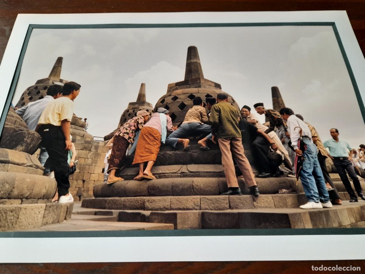 Alte Fotografie: Foto poster tradicional rito popular templo budista de Borobudur isla d yogyakarta Indonesia