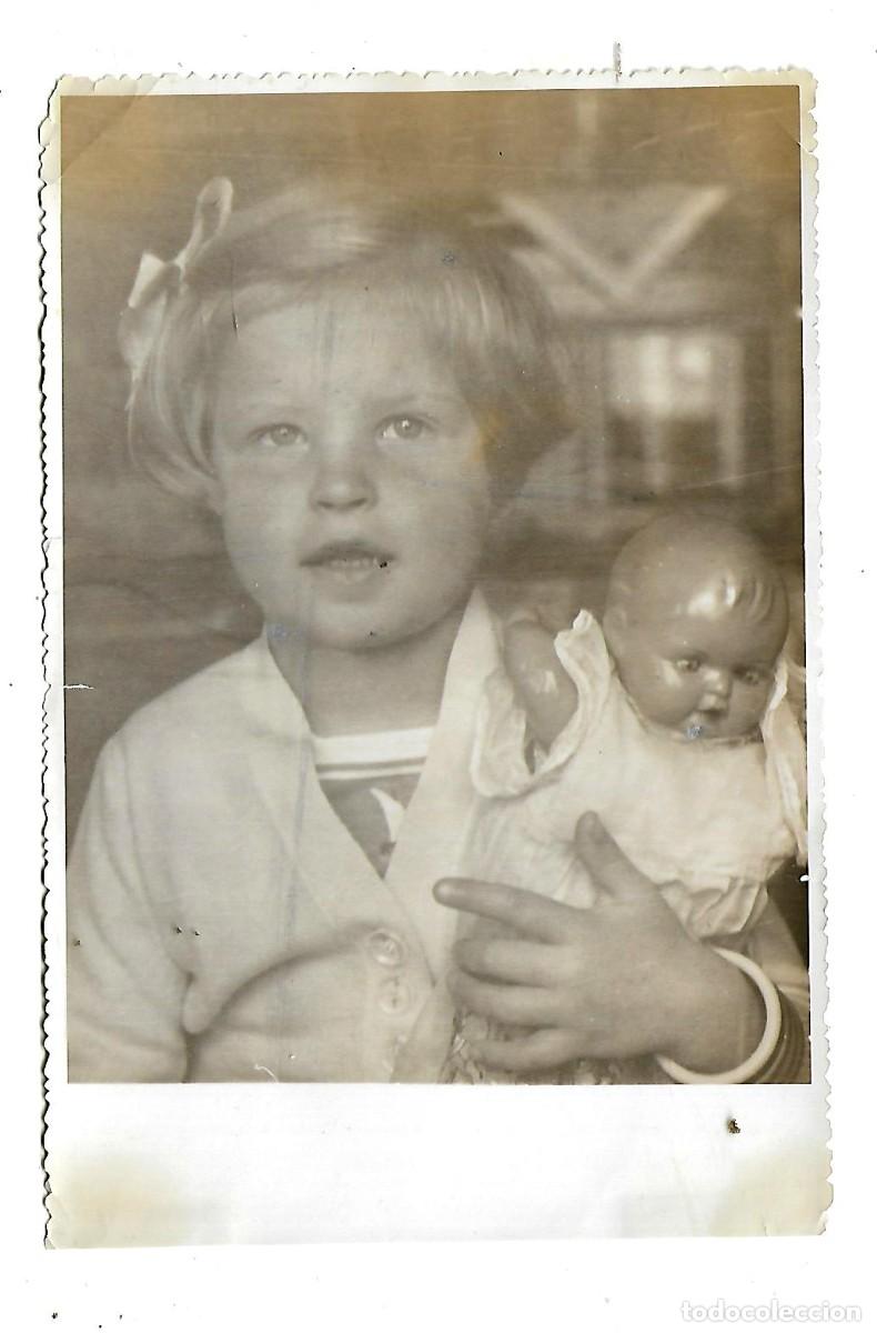 Antique Photography: M50- ANTIGUA FOTOGRAFIA DE UNA NI&Ntilde;A CON SU MU&Ntilde;ECA