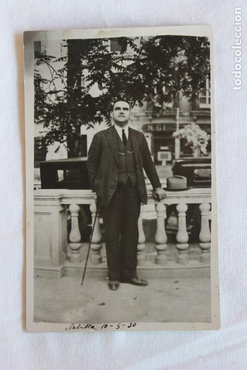Fotograf&iacute;a antigua: CABALLERO CON BASTON SEVILLA 1930 - Foto 1