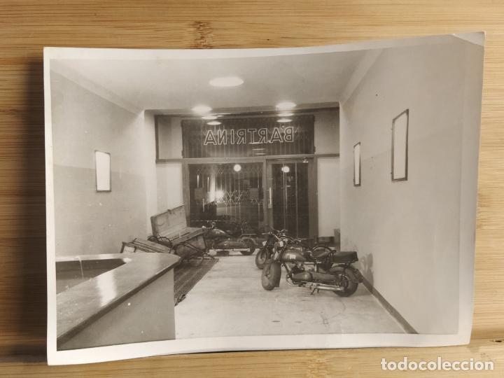 Fotograf&iacute;a antigua: TIENDA BARTRINA-MOTOCICLETAS-FOTOGRAFIA ANTIGUA MOTOS-VER FOTOS-(K-11.507)