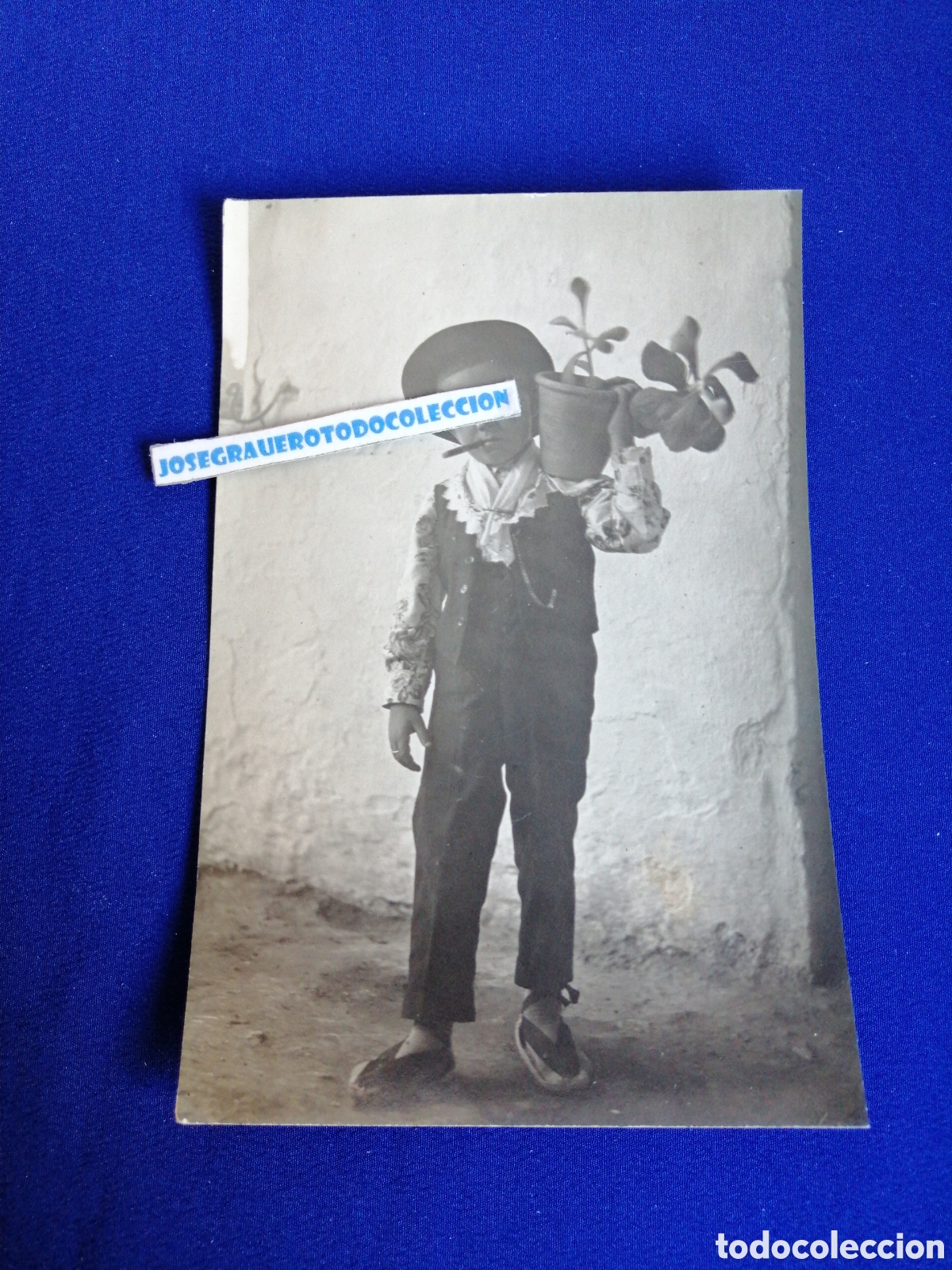 Fotograf&iacute;a antigua: NI&Ntilde;O MODELO FUMANDO EN TRAJE REGIONAL A&Ntilde;O 1925 FOTOGRAF&Iacute;A ANTIGUA