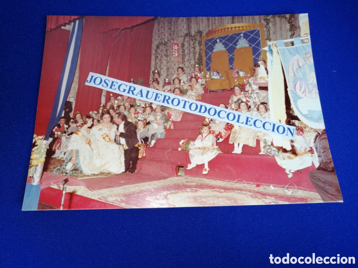 Photographie ancienne: FALLA SANTA RITA (ALDAYA) 1983 PRESETANCION FALLERAS MAYORES FOTOGRAF&Iacute;A ANTIGUA