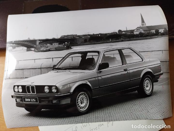 Fotograf&iacute;a antigua: BMW 325 I FOTO AGENCIA 23,8 X 17,4 CM DORSO SELLOS Y ESCRITOS A&Ntilde;O 1985