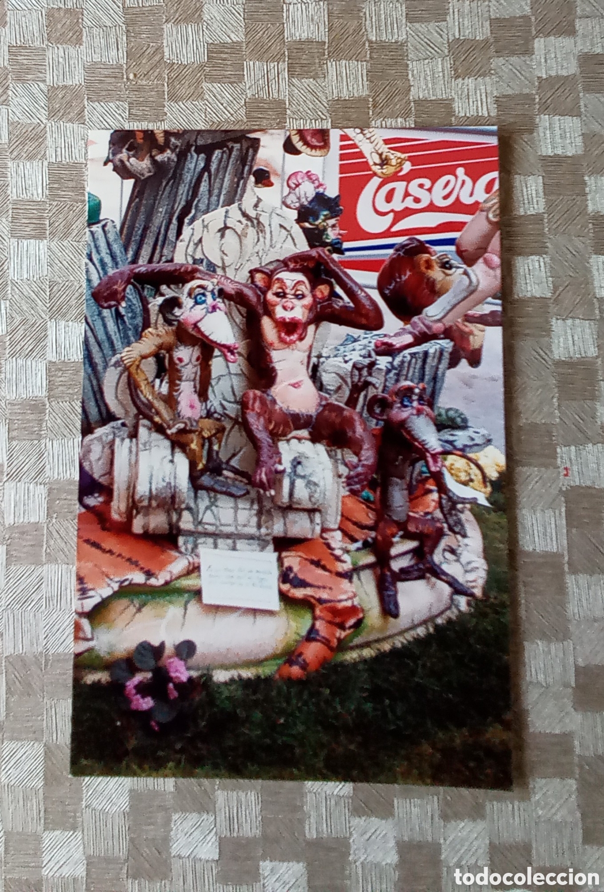 Fotograf&iacute;a antigua: Ninot de falla infantil, Artista Fallero: Francisco Ribes L&oacute;pez