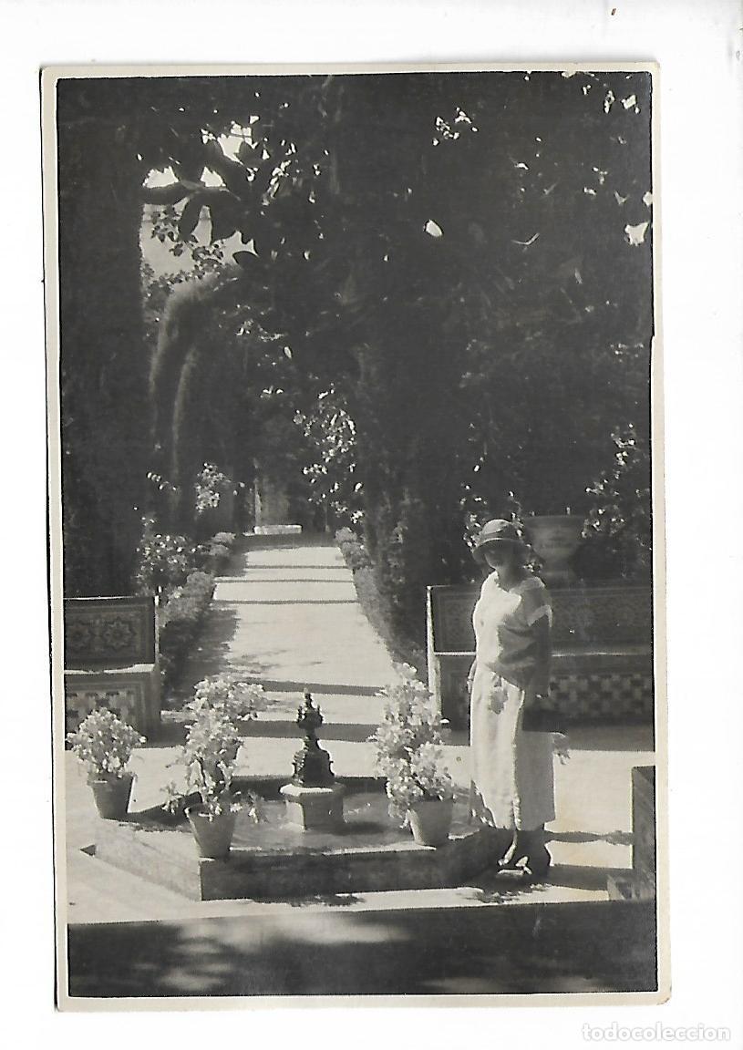 Antique Photography: FOTOGRAFIA ANTIGUA DE UNA DAMA EN UN PARQUE A&Ntilde;OS 30