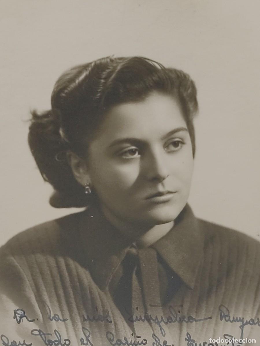 Fotograf&iacute;a antigua: Fotograf&iacute;a Antigua - Fot&oacute;grafo?, Alcoy - Mujer con dedicatoria - 1950