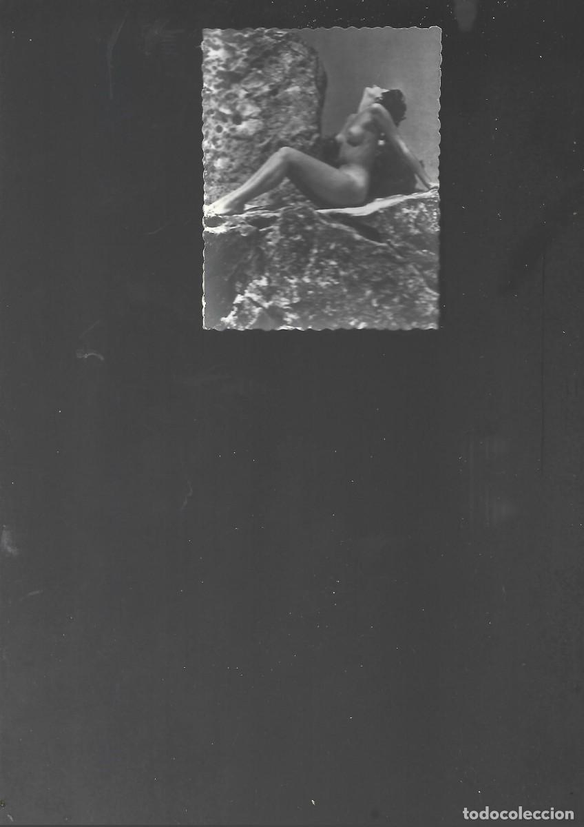 Fotograf&iacute;a antigua: fotograf&iacute;a er&oacute;tica desnudo femenino , a&ntilde;os 50 . .nun