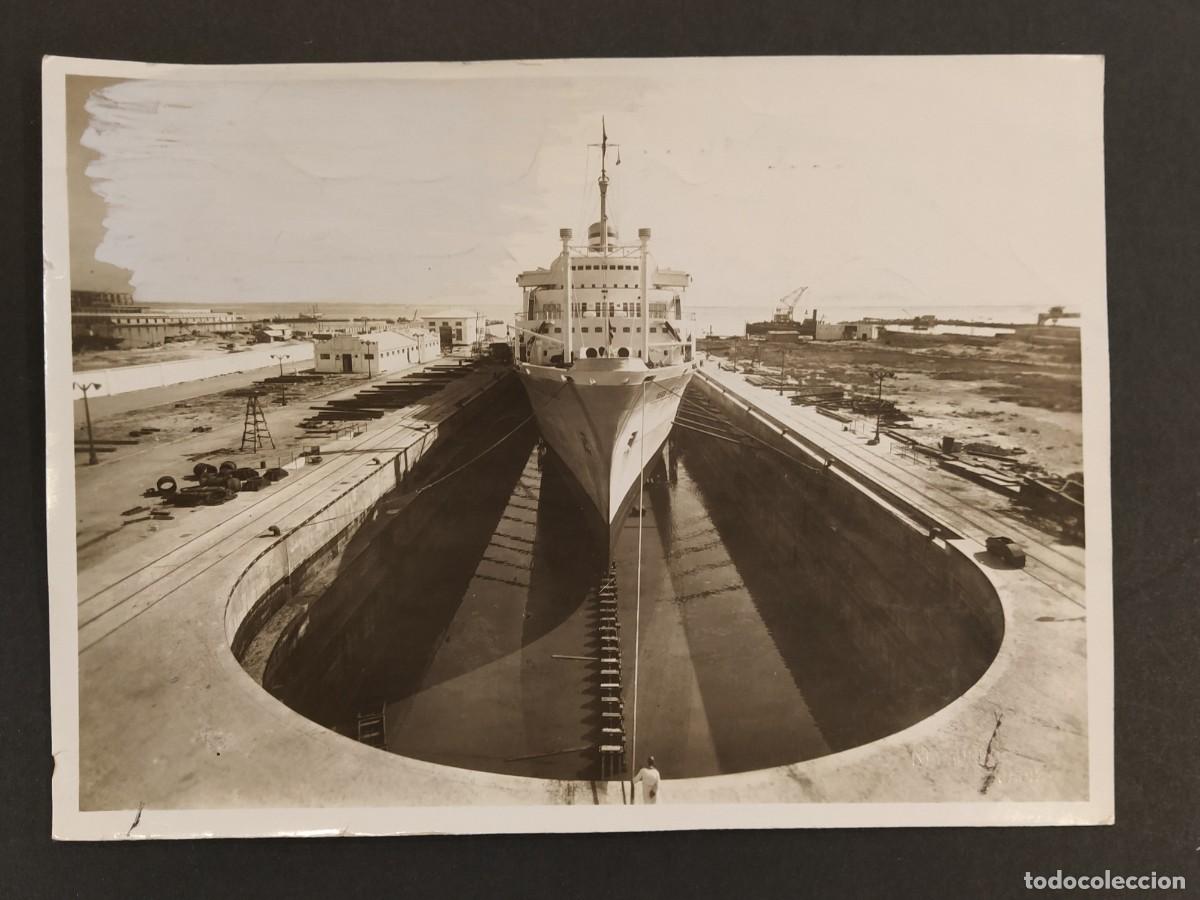 Fotografia antica: BARCO - ASTILLEROS DE CADIZ - MOTONAVE PORTUGUESA VERACRUZ - FOTO REYMUNDO - FOTOGRAFIA -(K-13.270)