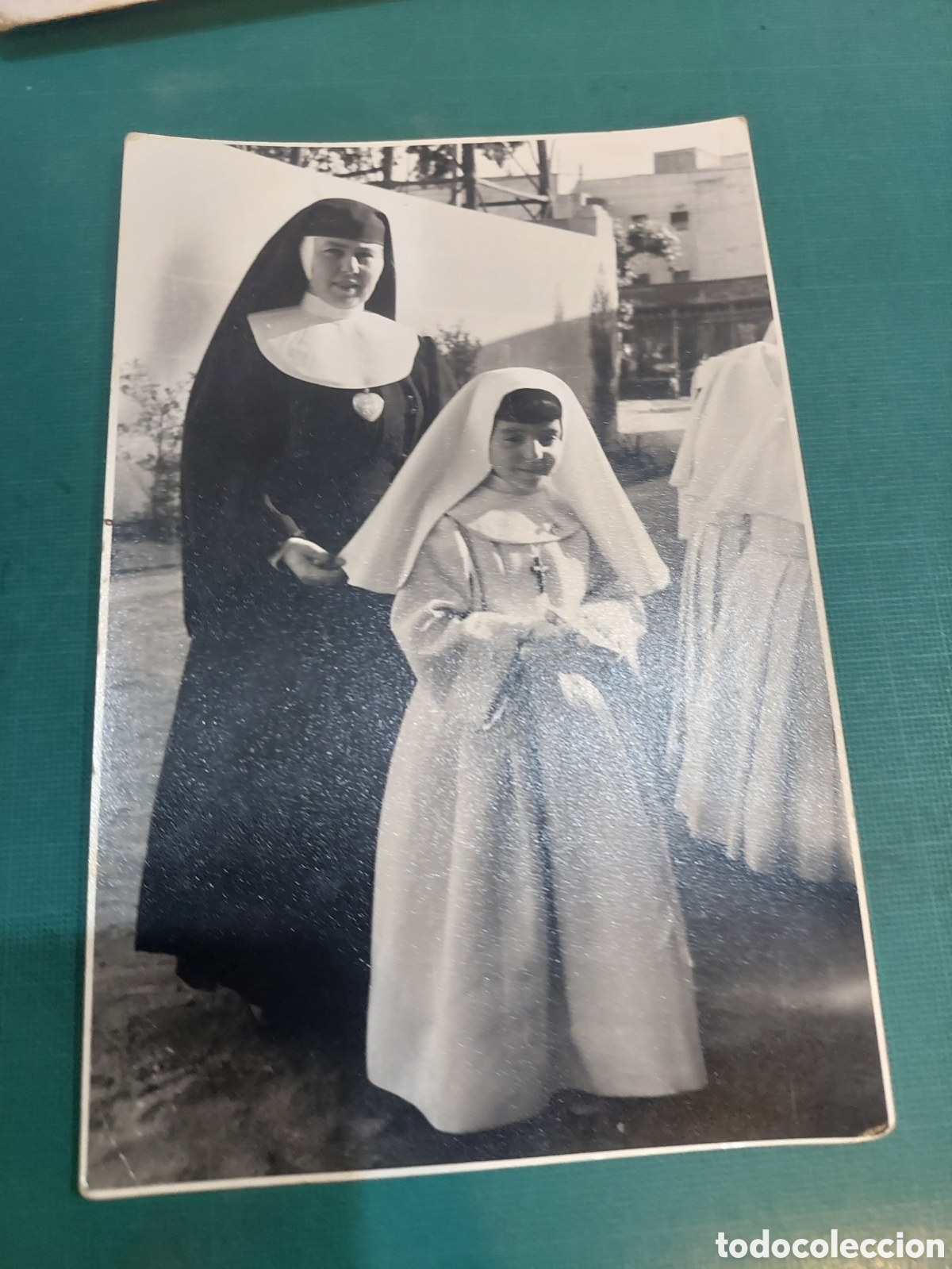 Antique Photography: FOTO COMUNI&Oacute;N MONJA SARGADELOS LUGO PROFESORA COLEGIO