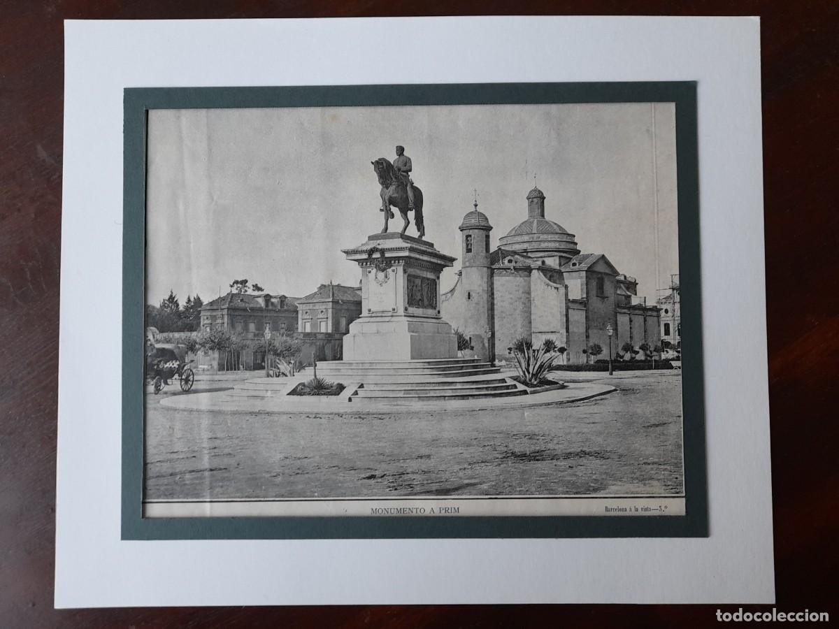 Fotograf&iacute;a antigua: Fotograf&iacute;a Monument a Prim al parc de la Ciutadella de Barcelona El Born a finals del XIX